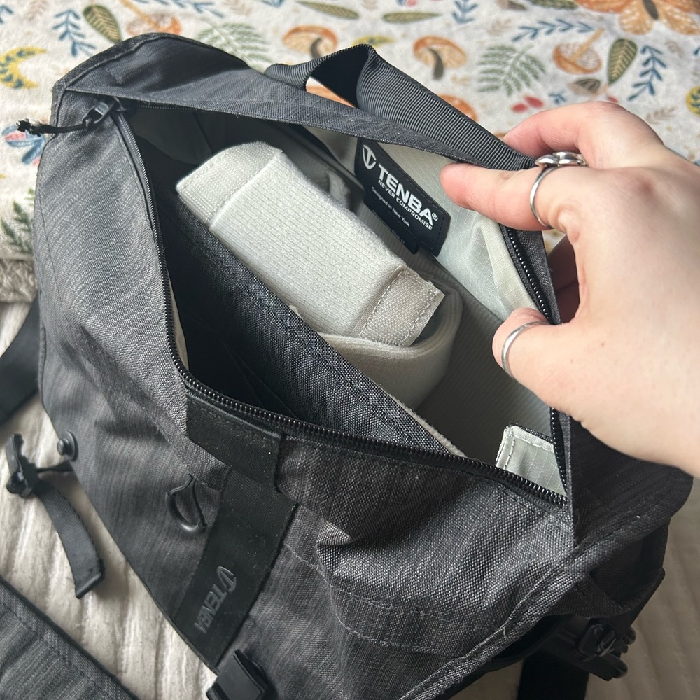 Camera Bag - Picture 2 of 6